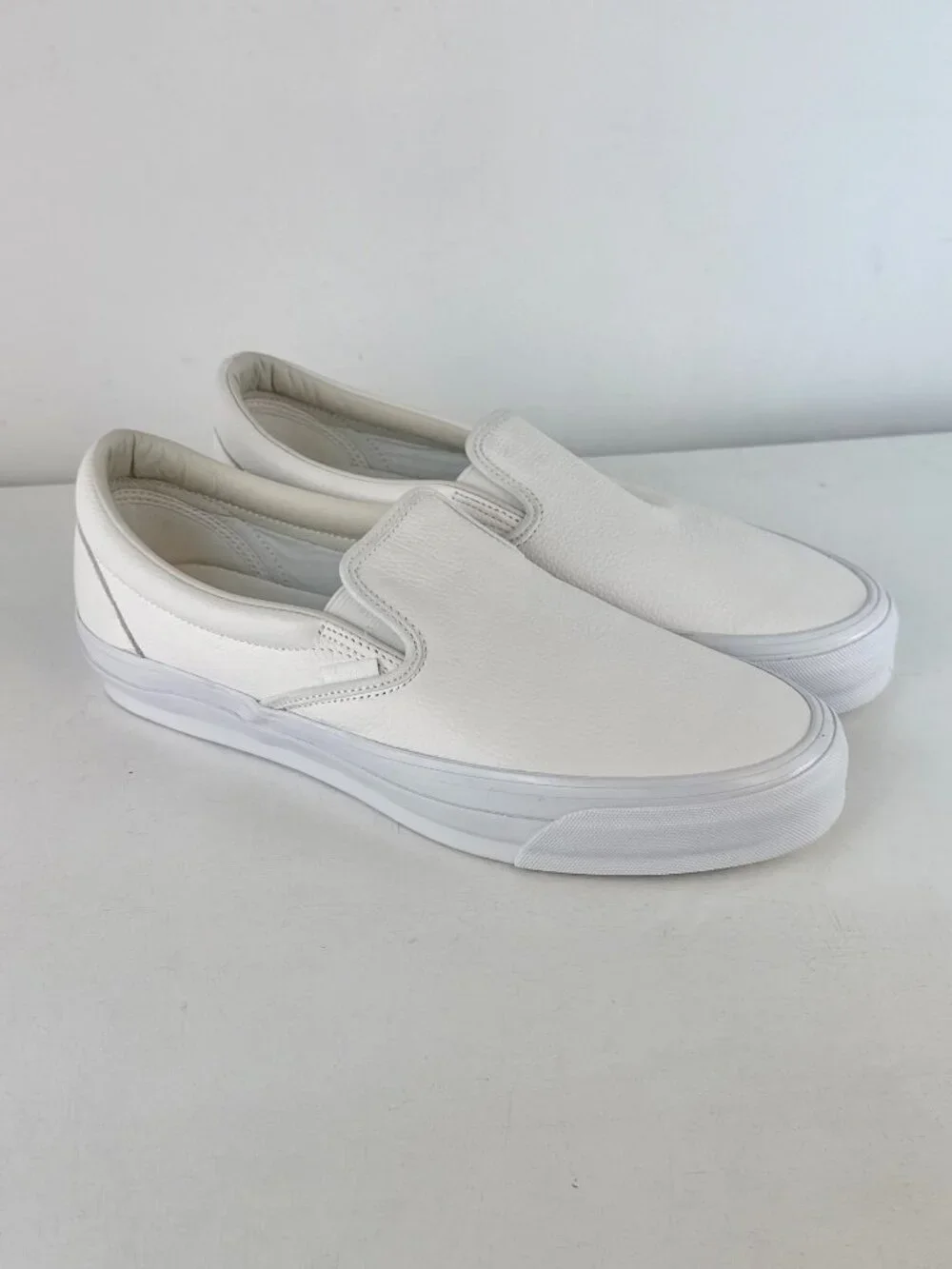 M11.5, W13 -VANS Premium Classic Slip-On Leather White Shoe -507452